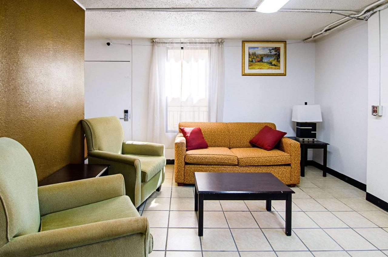 Travel Inn Bristol Near State Street Eksteriør billede